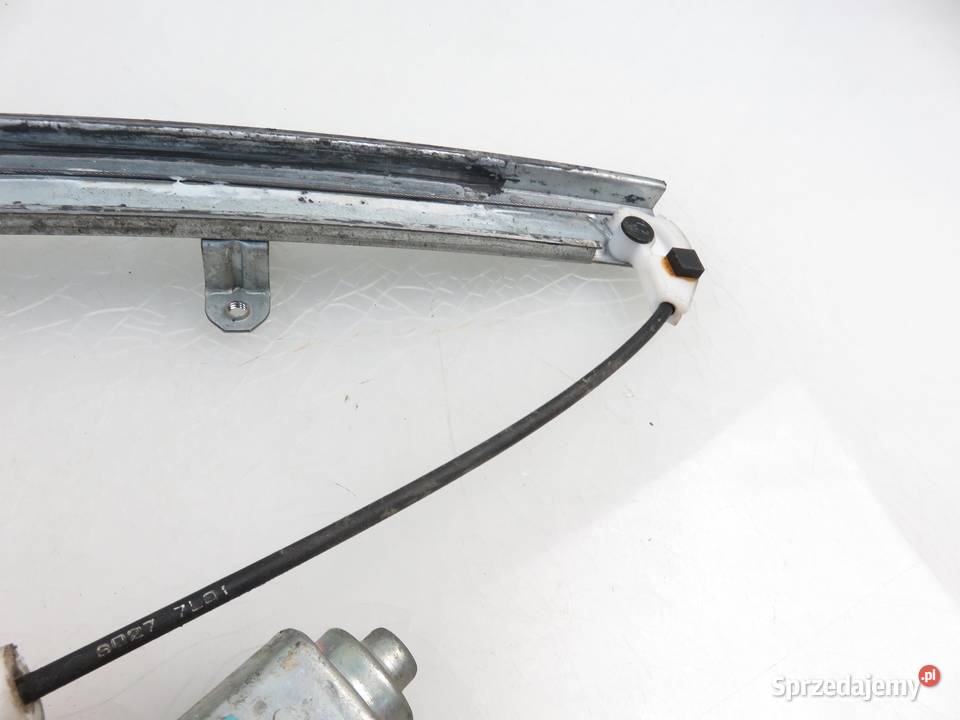 PODNOŚNIK SZYBY PRAWY PRZEDNI PATHFINDER R50