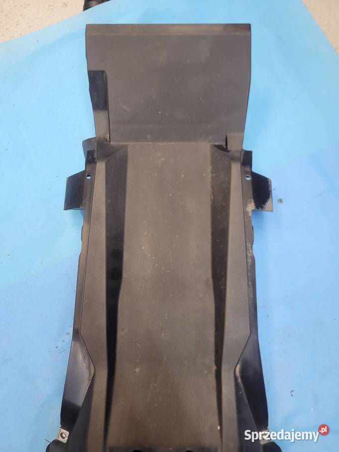 KAWASAKI NINJA ZX 400 LAMPA TYŁ OGON ZADUPEK WYPEŁNIENIE