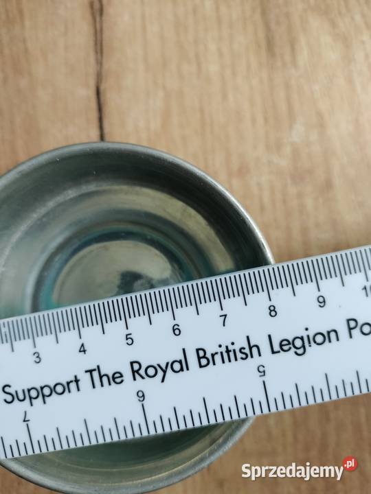 Kaganek z cyny do dekoracji świecznik