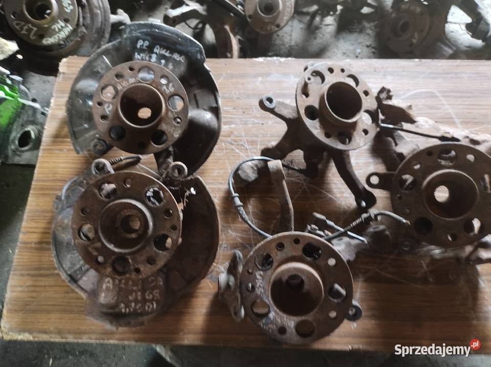 MERCEDES A KLASA W168 piasta przód zwrotnica 14 Kielce sprzedam