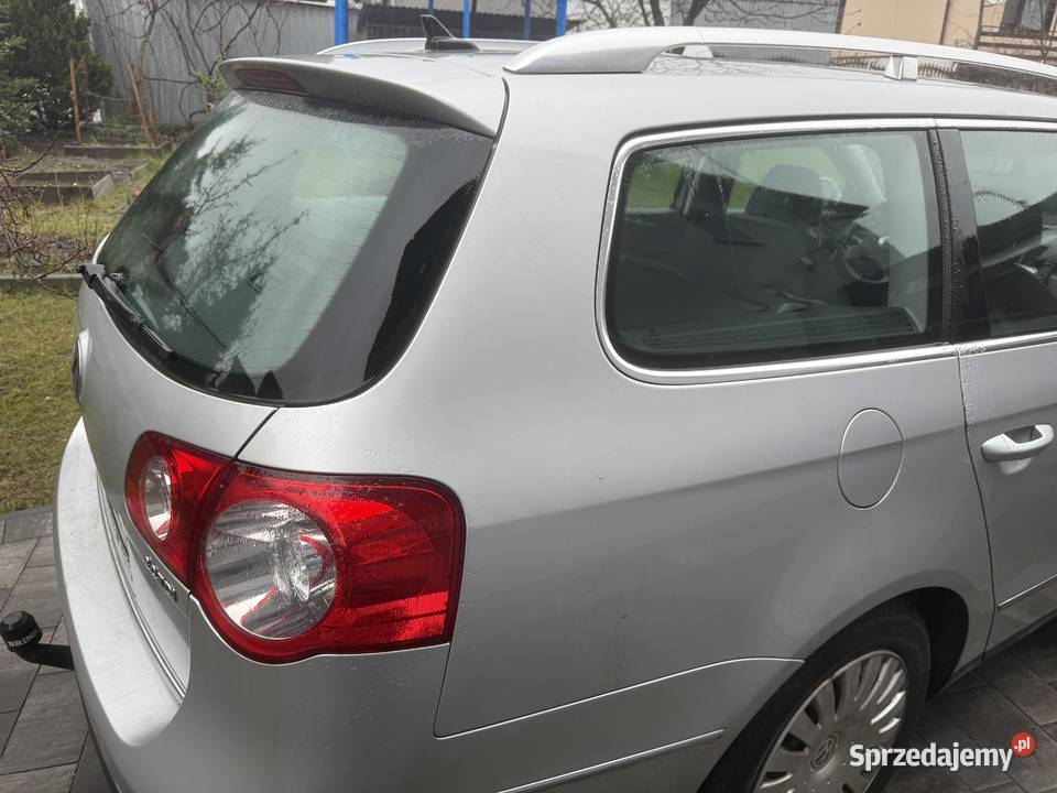 Volkswagen Passat B6 20 tdi zadbany Długie nieuszkodzony Passat Nowe Chechło