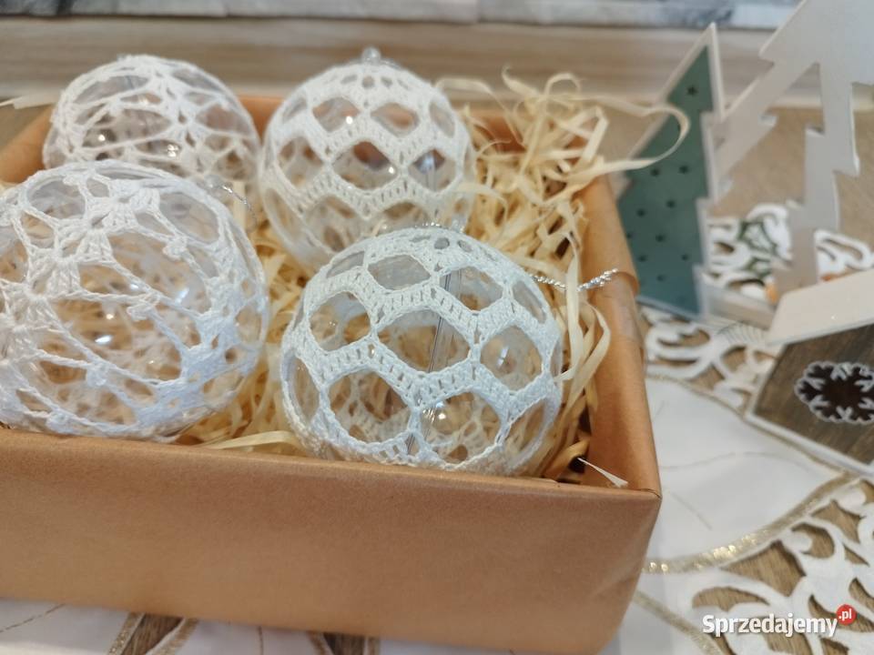 Bombki szydełkowe na akrylowych kulach Trzcinica