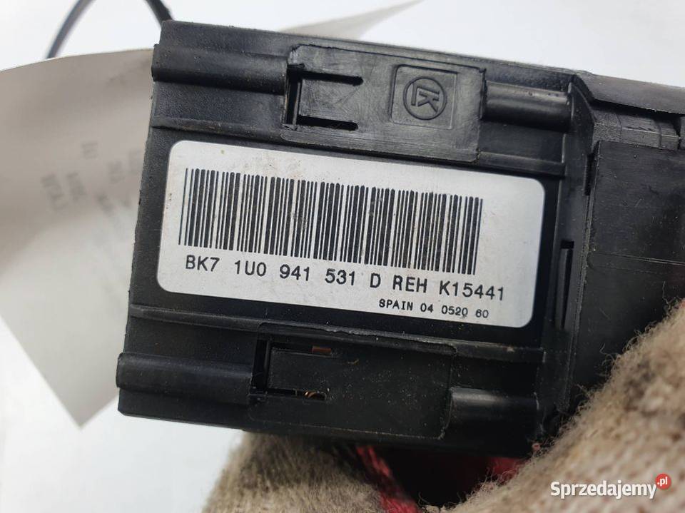 WŁĄCZNIK ŚWIATEŁ SKODA ROOMSTER 1U0941531D osobowe sprzedam