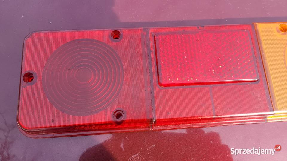 Nieużywany klosz lampy tylnej Tarpan 237 FSC Żuk Tuszynek Majoracki