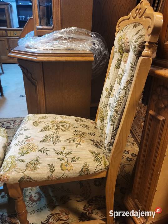 Stylowe solidne krzesła dębowe tapicerowane 6