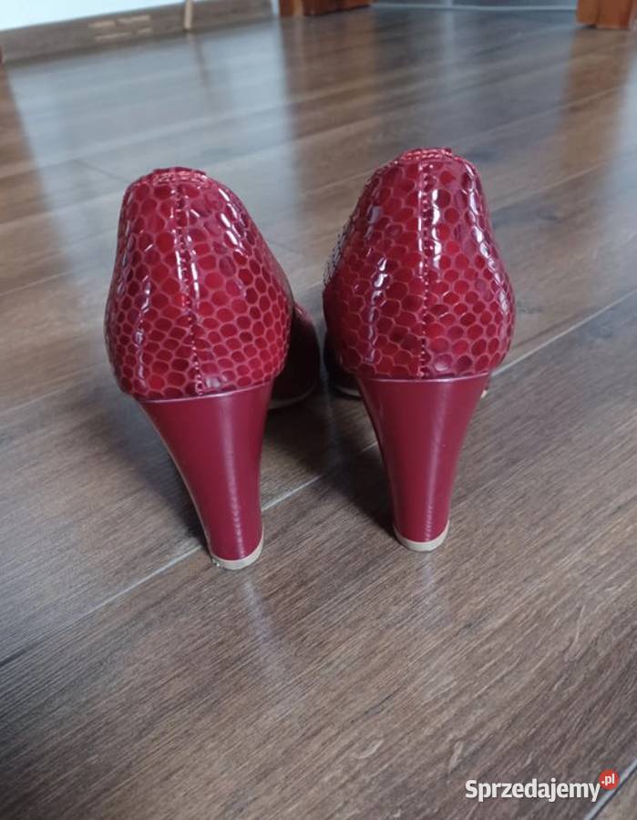 Buty czerwone czółenka obcasy skórzane Rzeszów