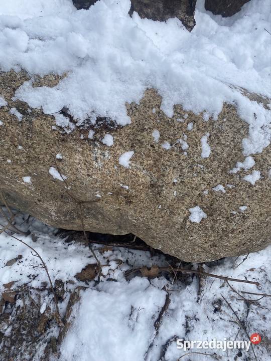 Kamień duże Jeleniewo