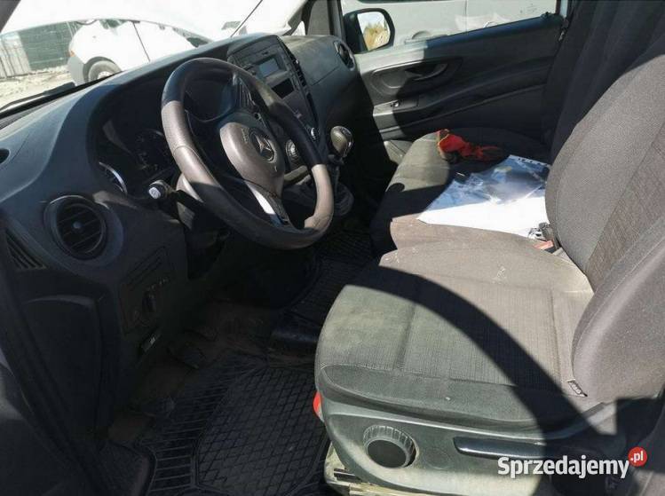 MERCEDESBENZ 111 Vito BlueTEC MR14 E6 28t łódzkie Wieluń