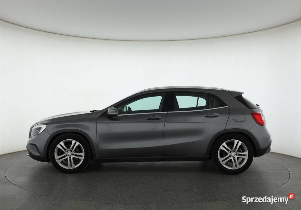 Mercedes GLA GLA 250 klimatyzacja GLA Piaseczno