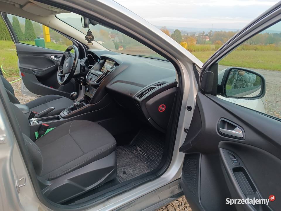 Ford Focus Lift niski przebieg nieuszkodzony podkarpackie sprzedam