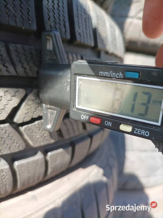 4x OPONA ZIMOWA ROADSTONE 18560R15 202181 202182