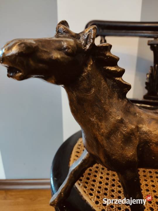 Koń z brązu 11 duzy Sandomierz