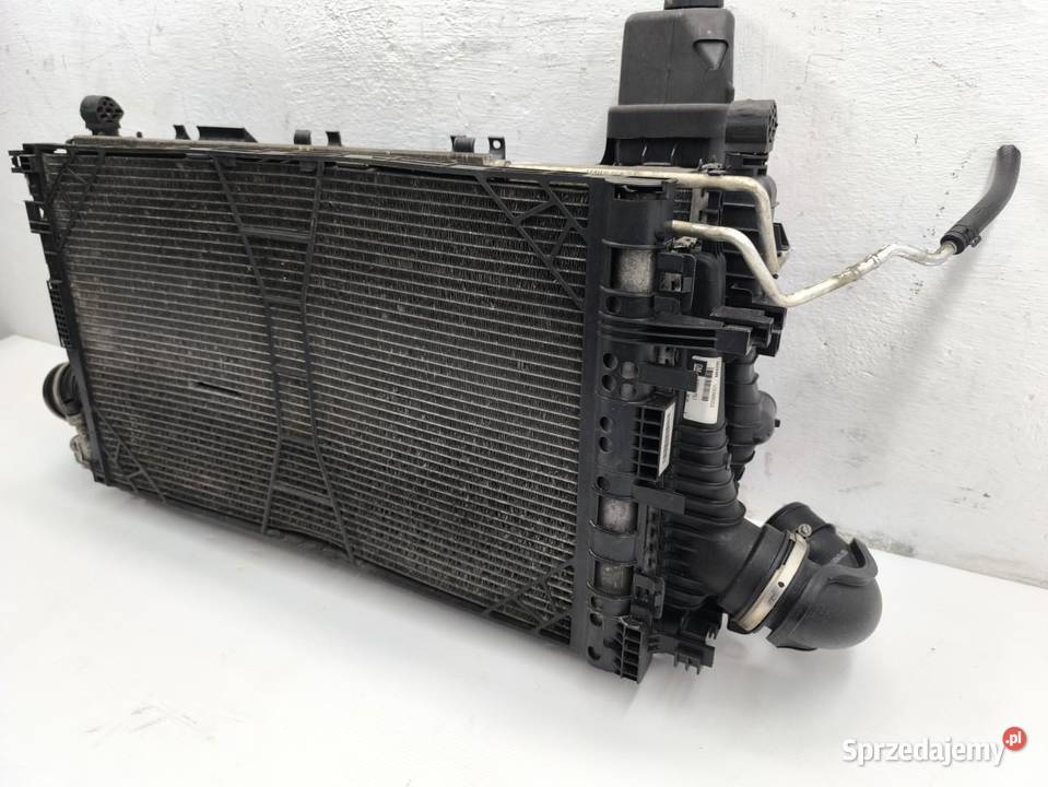 CHŁODNICA KOMPLET WENTYLATOR OPEL INSIGNIA A Motoryzacja