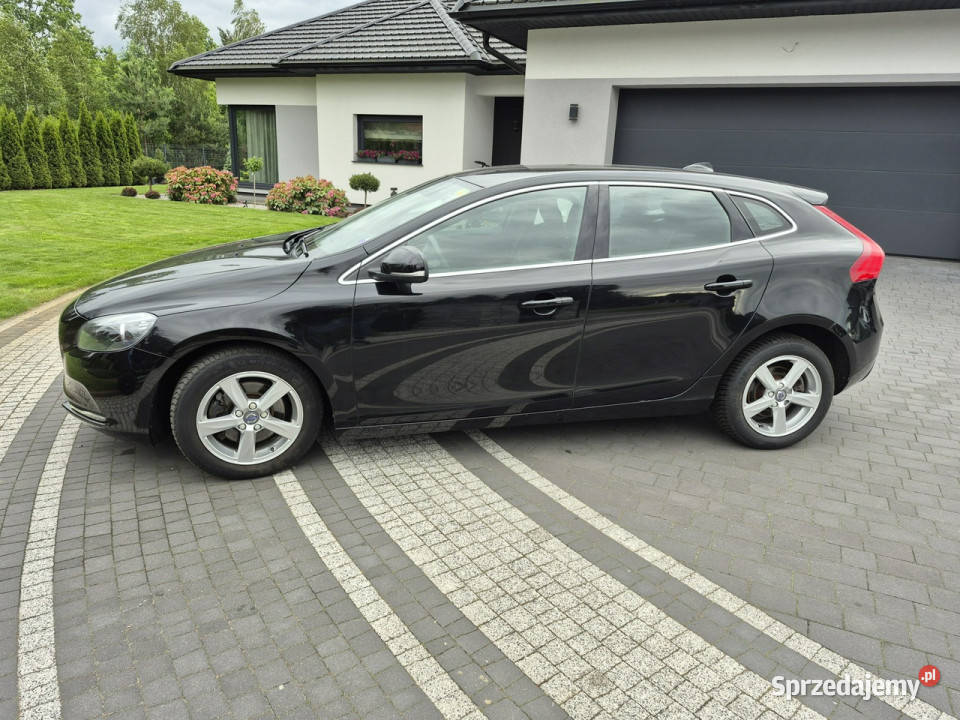Volvo V40 16d 115 kamera navi chromy II 2012
