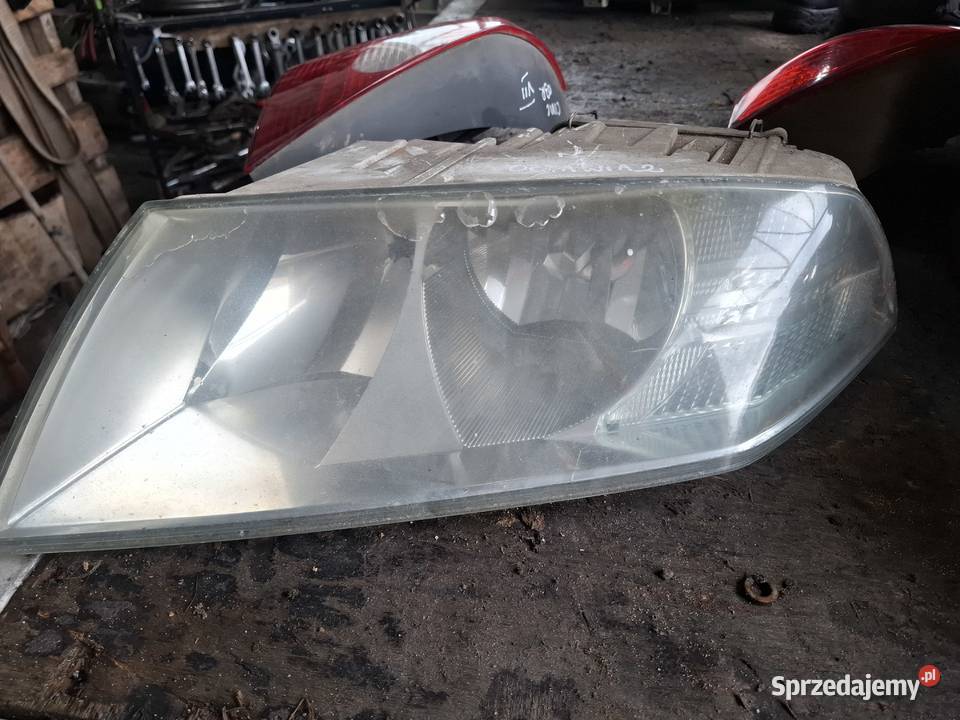 Lampa Lewa Przód Skoda Octavia 2 osobowe Wisznice