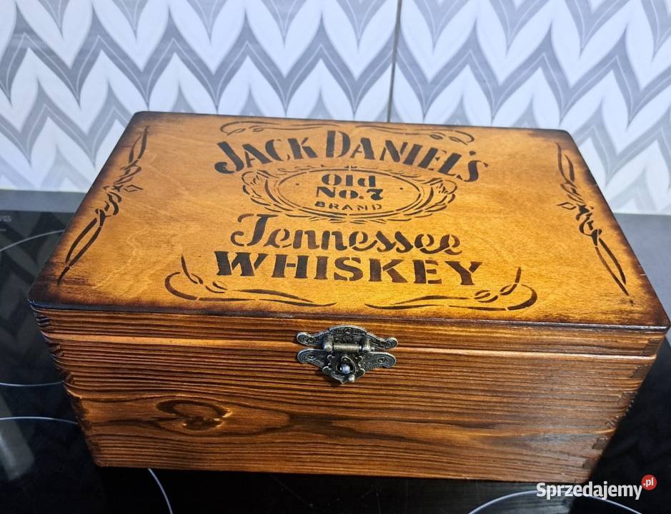 Kuferek Jack Daniels opalany opolskie sprzedam