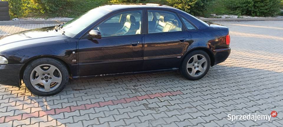 Audi A4 B5 18t manualna A4 Iwaniska