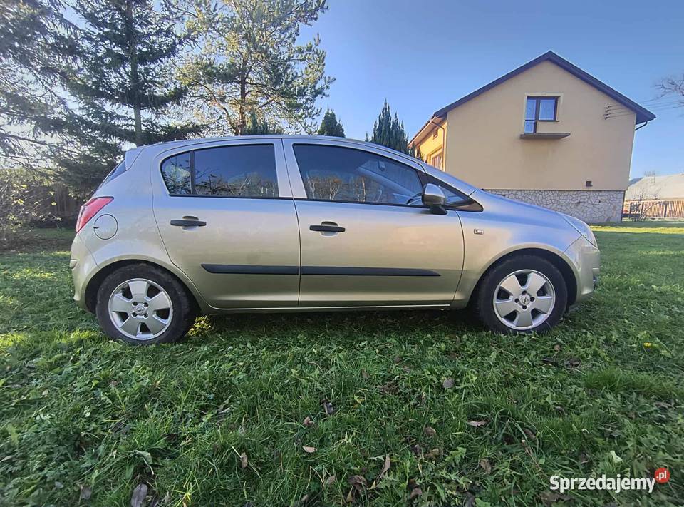 Opel Corsa 12LPG 145 bezwypadkowy Rok produkcji 2007 Koniecpol