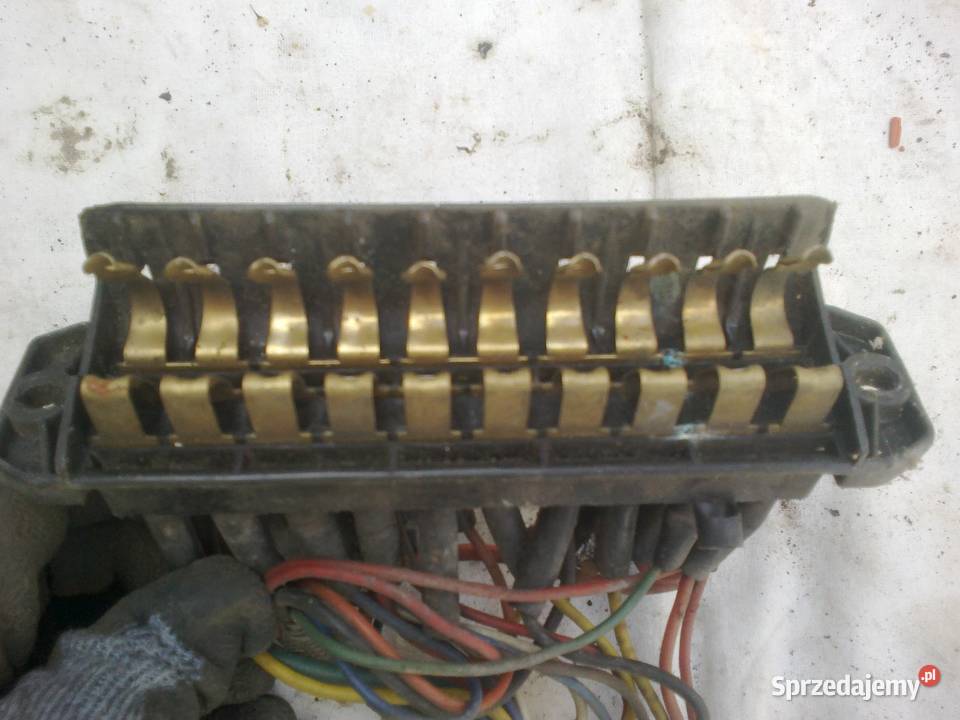 Fiat 126p 125p polonez puszka skrzynka Dąbie