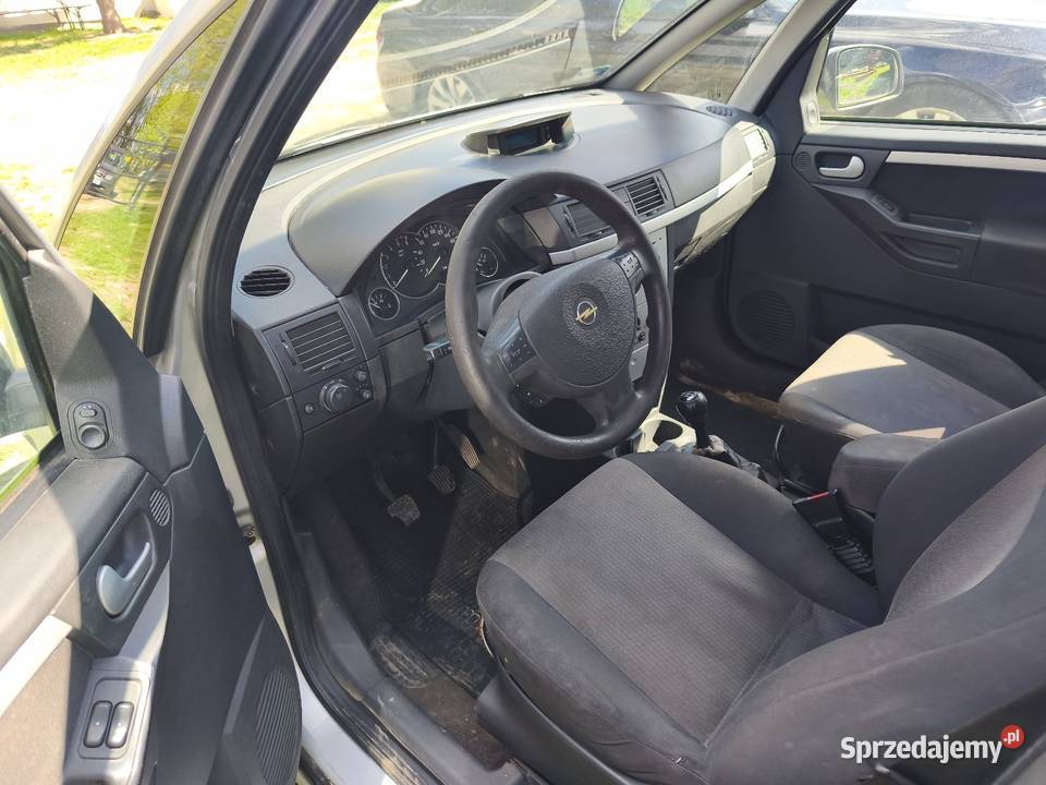 Opel Meriva 17 CDTI sprawna z opłatami srebrny