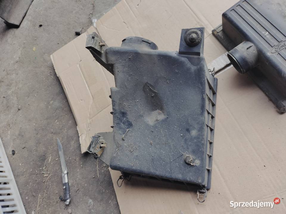 OBUDOWA FILTRA POWIETRZA PRZEPŁYWOMIERZ DOLOT osobowe