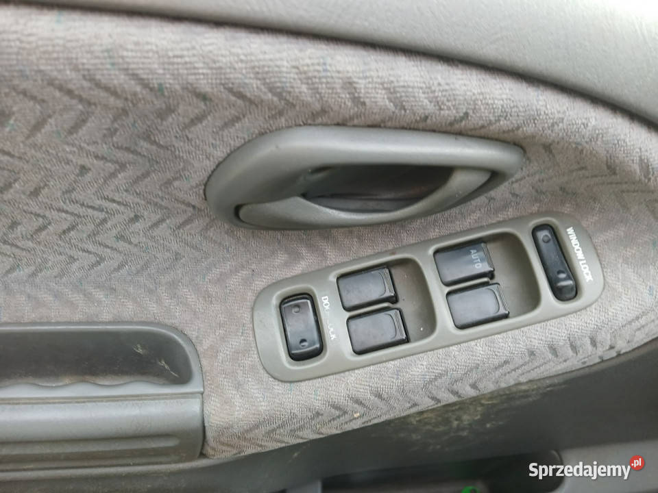 Suzuki Grand Vitara 25 V6 4X4 klima webasto hak zielony Gryfino sprzedam