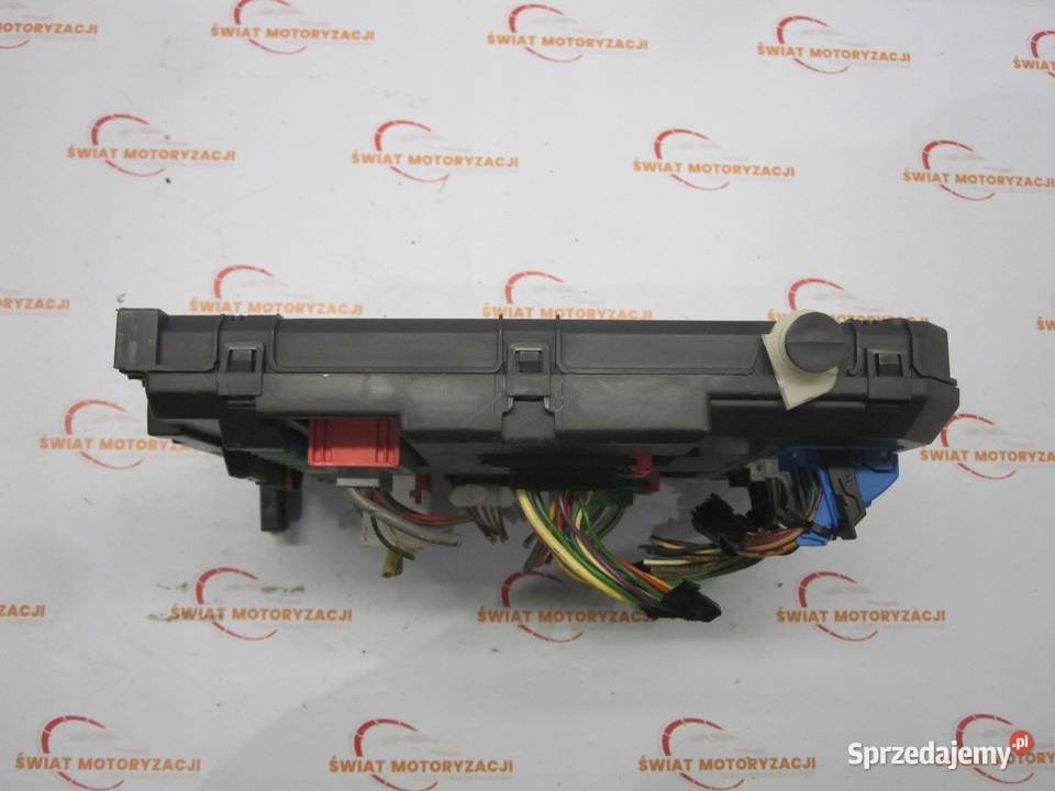 PEUGEOT 207 14 VTI 11r moduł BSI 9666952080 Skrzynki bezpieczników Kielce