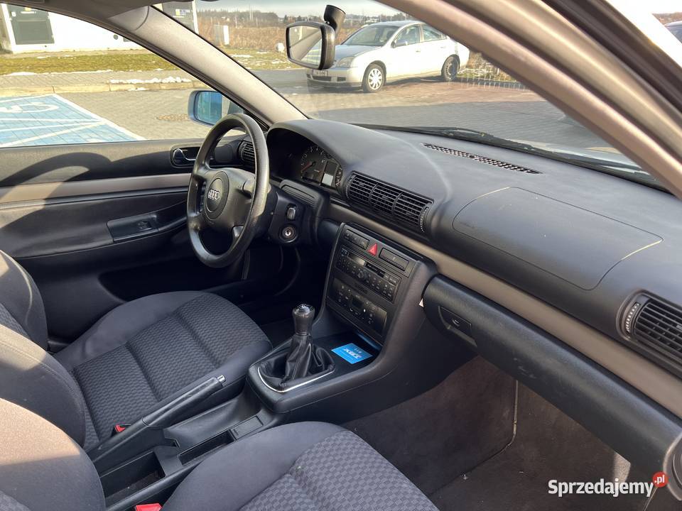 Audi A4 b5 18T 2001r 182 Lublin sprzedam