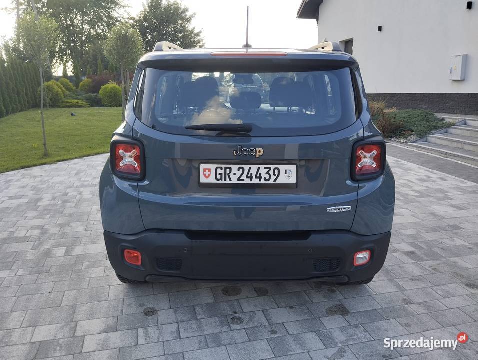 Jeep Renegade 2015 16b super stan opłacony benzyna Renegade Kraśnik