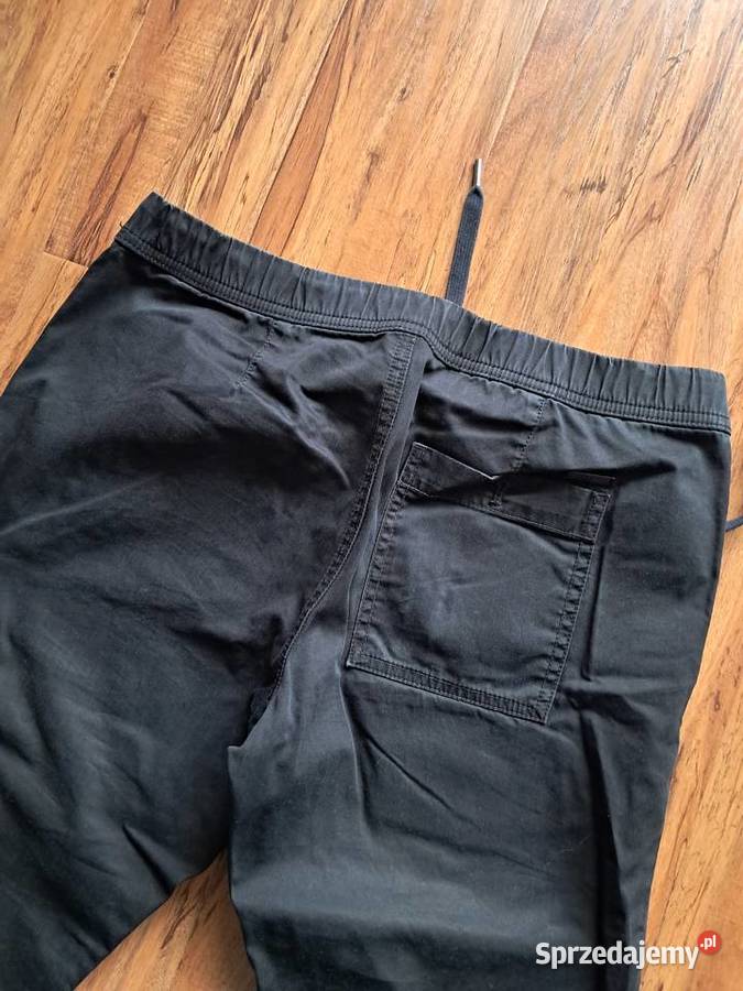 używane czarne spodnie express jogger na wzrost świętokrzyskie sprzedam