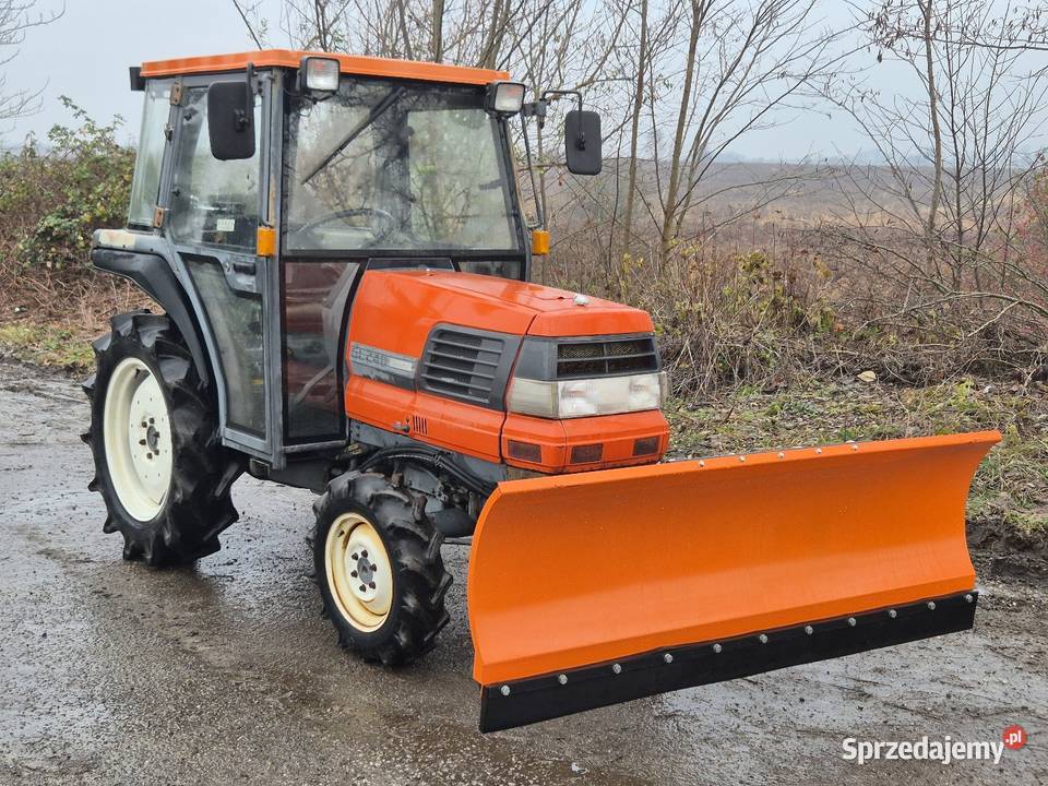 Traktorek traktor KUBOTA GL240D 24 44 Małuszyn