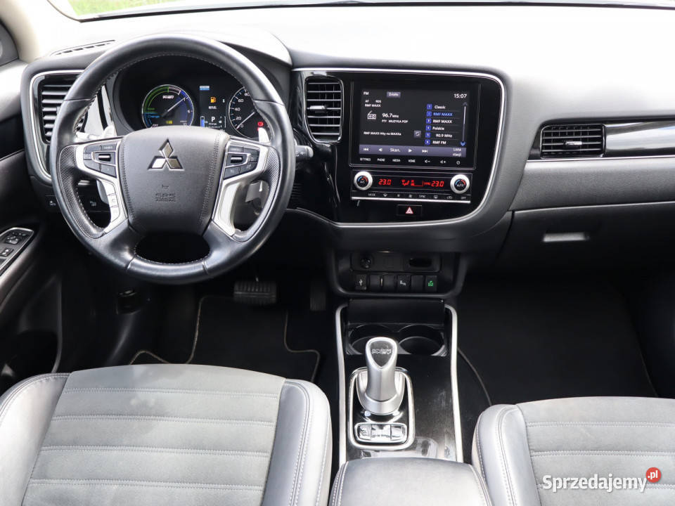 Mitsubishi Outlander 24 PHEV śląskie