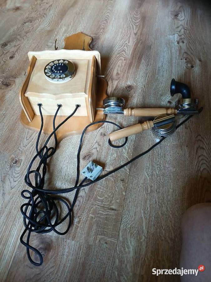 Telefon stacjonarny naścienny firmy RSawa Kraków