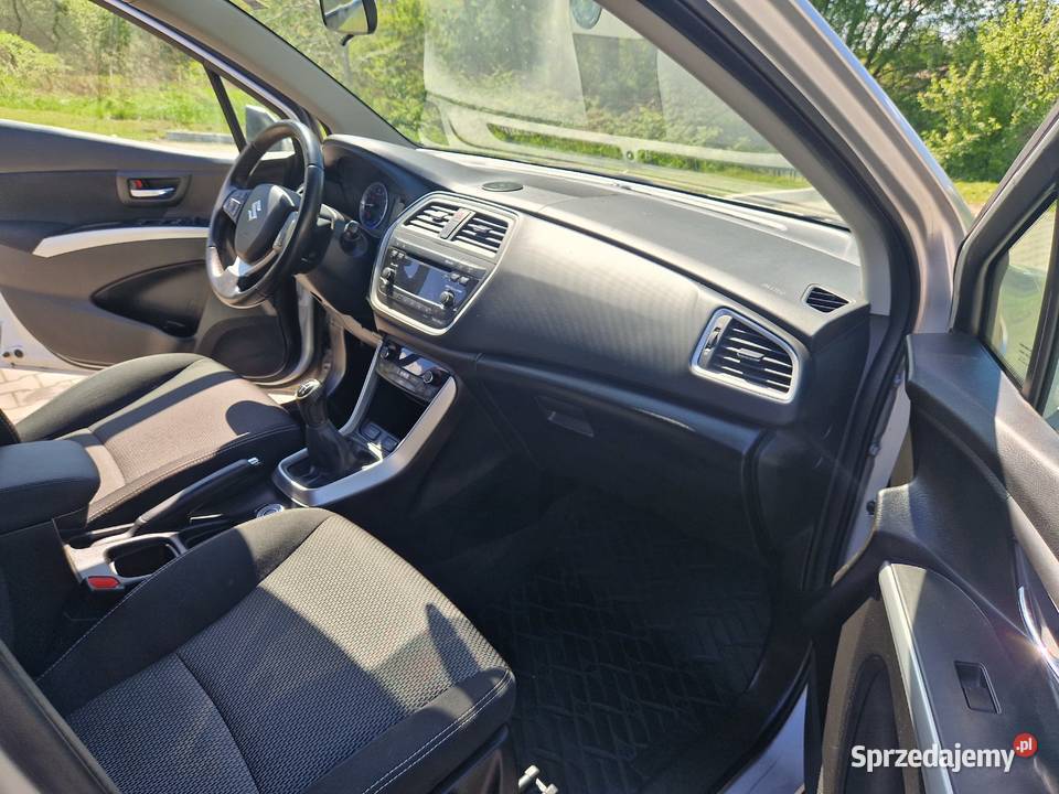 Suzuki SX4 SCross 16 BENZ 4X4 2016R sprzedam