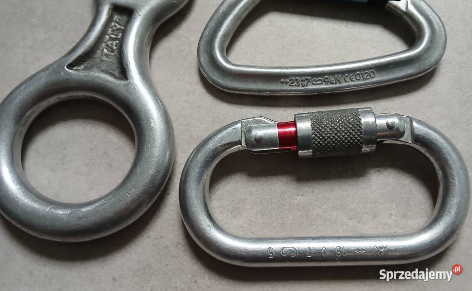 ósemka Cassin i dwa karabinki wspinaczkowe Petzl Góry i wspinaczka lubelskie Lubartów sprzedam