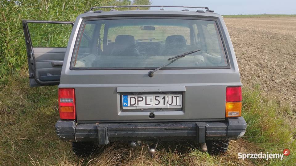 Jeep Cherokee 21D trzydrzwiowy kupiony w Polsce Cherokee Niegosławice