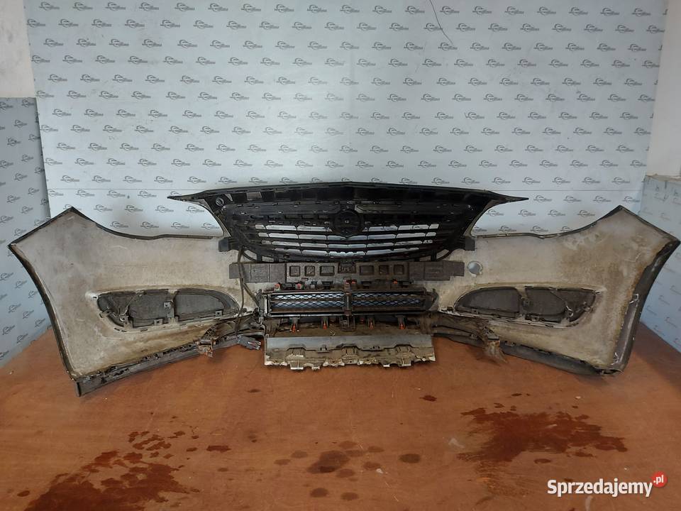 INSIGNIA A LIFT zderzak przód Zderzaki