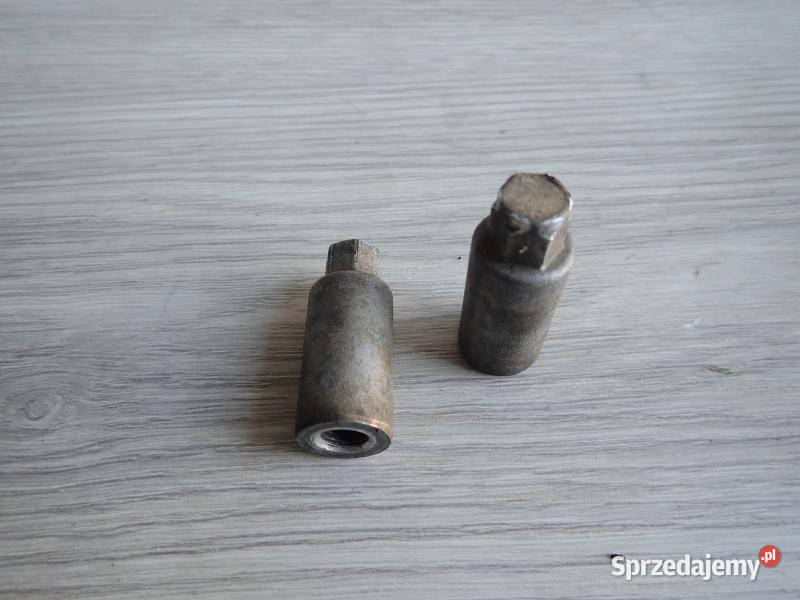 2 Nakrętki Śruby Cylindra Yamaha TTR TT 600 R RE Strzelce Krajeńskie sprzedam