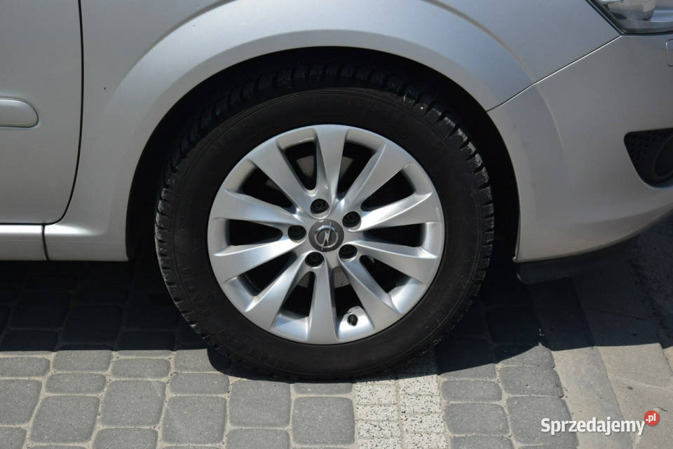 Opel Zafira 16B Klimatronik Xenon PDC 2013r 7 Majdan Sieniawski