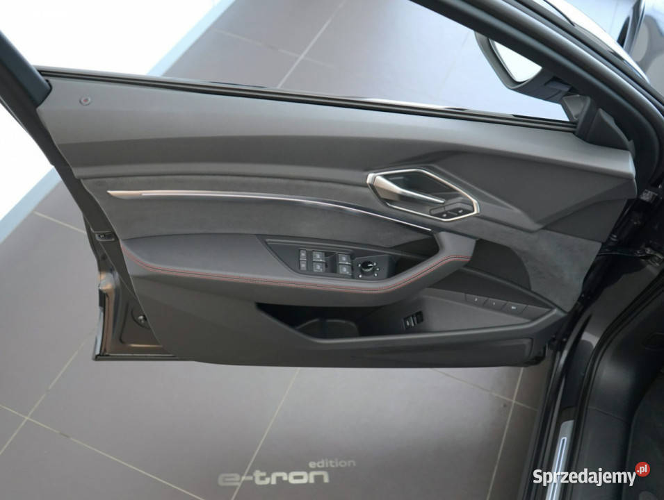 Audi Q8 etron etron 55 408 Sline MatrixLED ACC Kielce