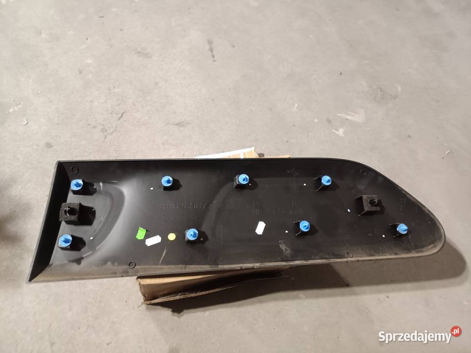 Citroen Berlingo iii iv 18 listwa drzwi prawa Krosno