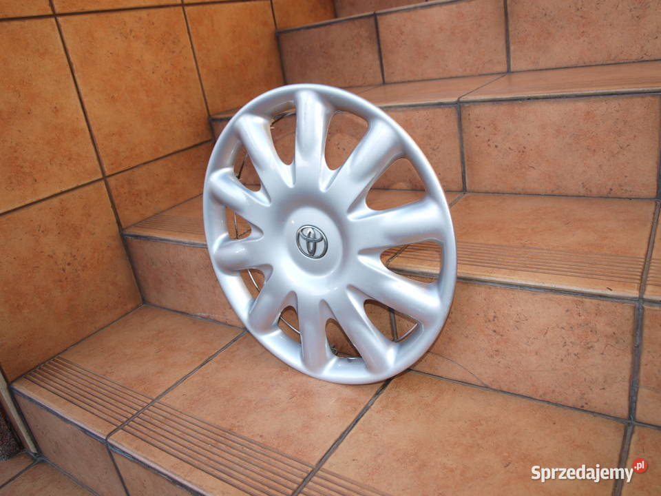 Toyota kołpak 15 oryginalny 1 sztuka stalowe Kalisz sprzedam