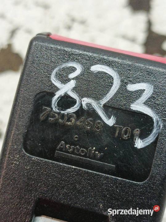 ZAPINKA PASA BEZPIECZEŃSTWA TYŁ KANAPY 7503801