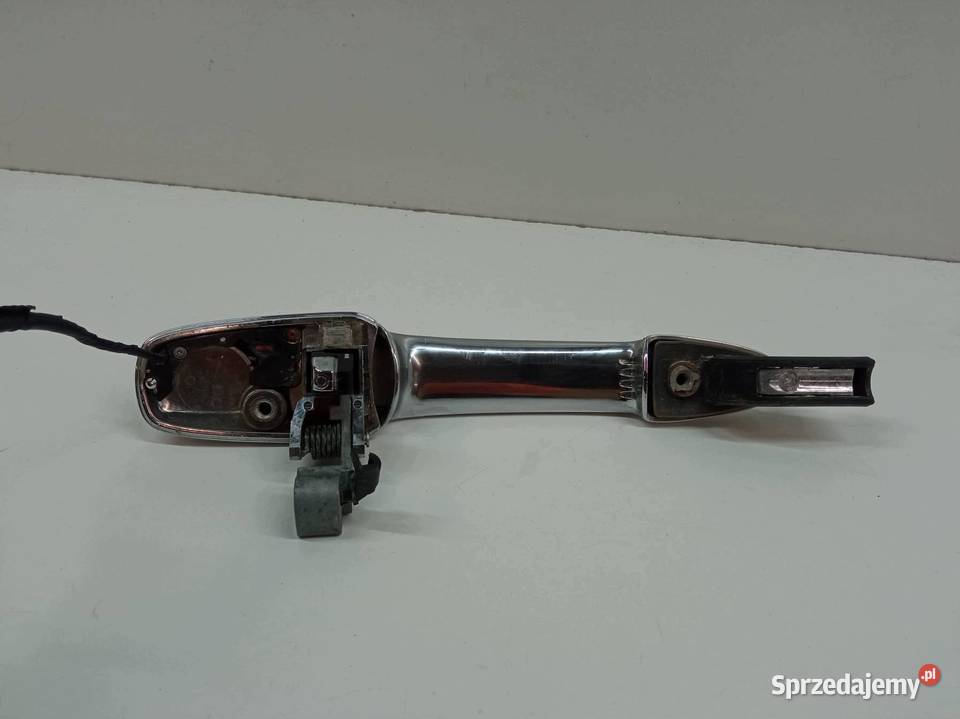 KLAMKA ZEWNĘTRZNA PRAWA PRZÓD Mazda CX9 I 2006
