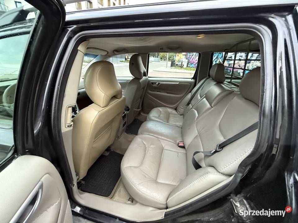 Volvo xc70 automat OC i BT na klimatyzacja sprzedam