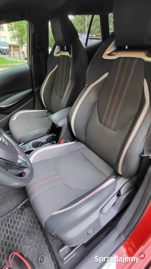 Toyota Corolla 20 Hybrid GR Sport Dynamic nieuszkodzony Warszawa sprzedam