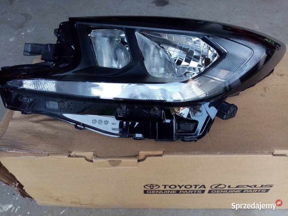 Toyota aygo x lampa lewy przód Cieszyn