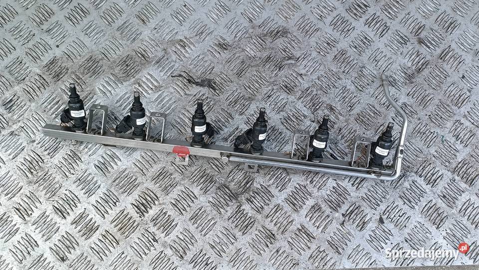 WTRYSK PALIWA LISTWA WTRYSKOWA BMW 3 E46 5 E39 małopolskie Radłów