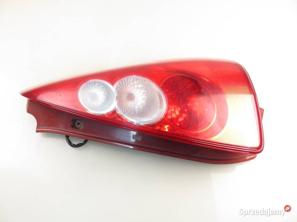 LAMPA PRAWA TYLNA MAZDA 5 CR19 C23551150