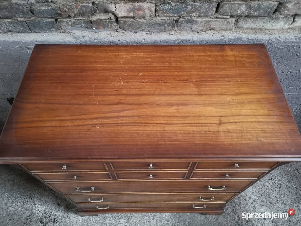 Elegancka szafka barek w empirowym Wałbrzych